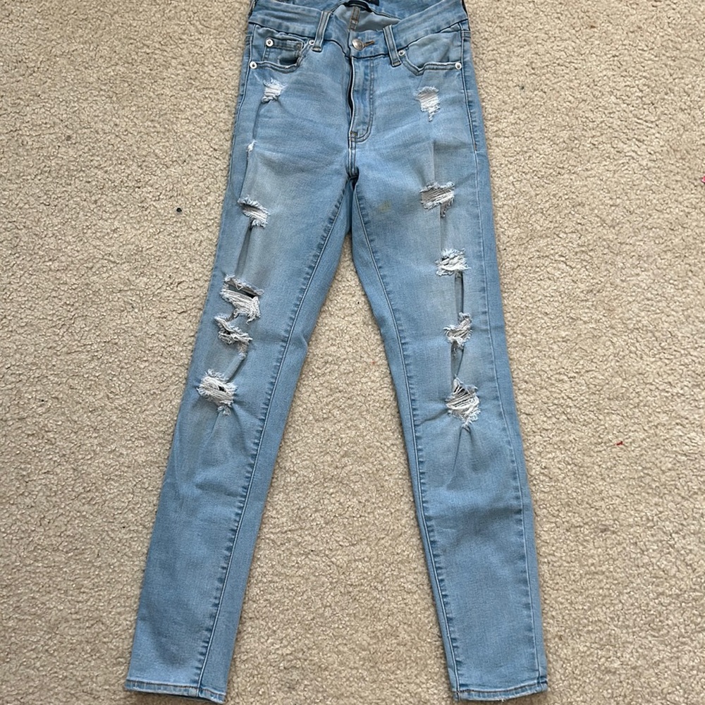Aeropostale straight ripped jeans light blue size 2